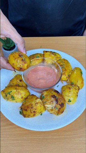 The Best Crispy Roasted Potatoes You'll Ever Make