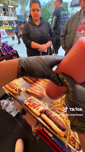 Hot dogs: cómo pedir y vender hot dogs con todo en español
