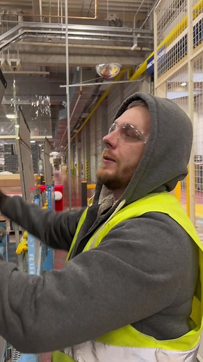 Industrial Equipment Maintenance in Warehouse Settings