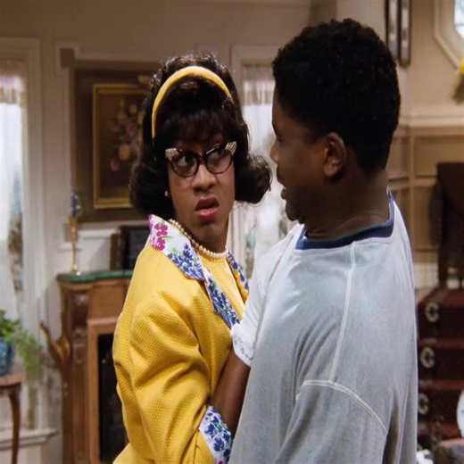 Family Matters Season 7 Episode 6 – She's Back 02 | Ramadhan Wiratama