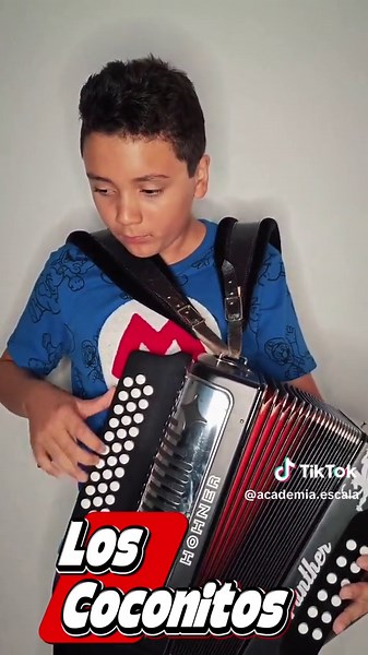 Diego y su acordeón: ¡Aprende huapango a distancia!