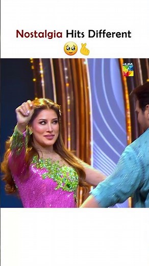 When legends dance, the stage shines ✨Mehwish Hayat & Humayun Saeed — Hum Awards 💃#shorts #humawards