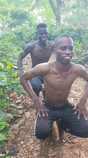 We know how to dance especially the traditional dances of Benin. What you can do to support us and show your love for what we are doing to invite us at one of your events so we can share our talents with your guests. No matter where you are just give us a call and we will be happy to be there. We want other part of the world the have a taste of the beauty of our culture and traditions here in Benin. Also make sure you share our video whenever you accros any of them. We are Ben Africa Stars 🙌🇧�