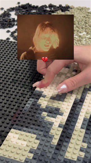 #kurtcobain with #qbrix 💔