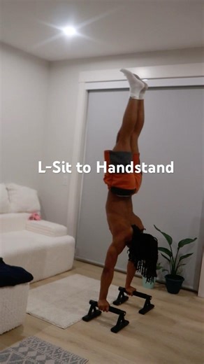 L-Sit Handstand #calisthenics #fitnessmotivation #workoutchallenge #lsit