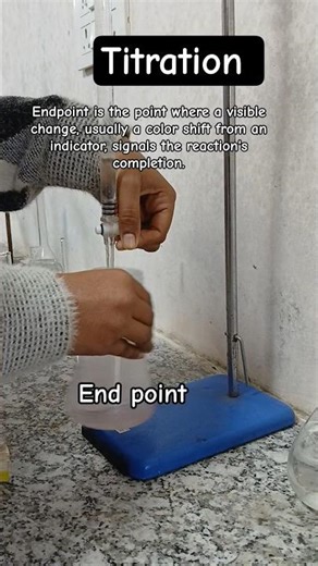 Titration experiment l #chemistryexperiment #shortvideo #shorts #K2chemistry
