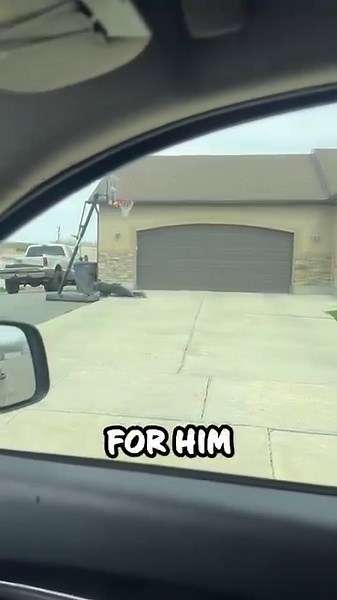 693K views · 10K reactions | Cop’s Epic Dive to Catch Runaway Pig  : Grantsville City Police Department #CopHumor #Police #Cop #Comedy #Pig #Reels | CopHumor_ | Facebook