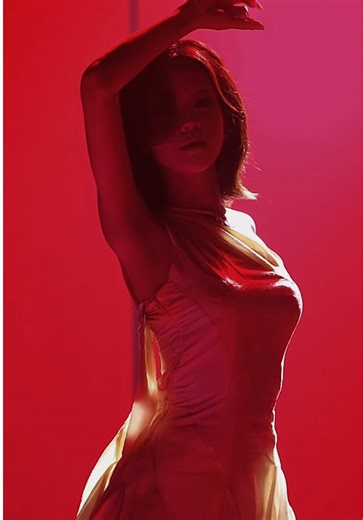 Cỡ này mà ai đồn bé nhà tui là ladyboy? 🤠 #ahri #tworld015 #idollive #xuhuong