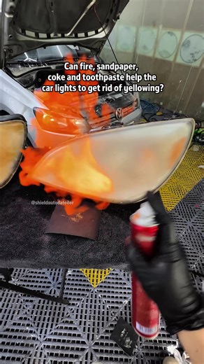 The car headlights are old and yellow. You don't need to replace them. Just use them directly.#detailing #carlights #carlightcleaner #detail #carcare