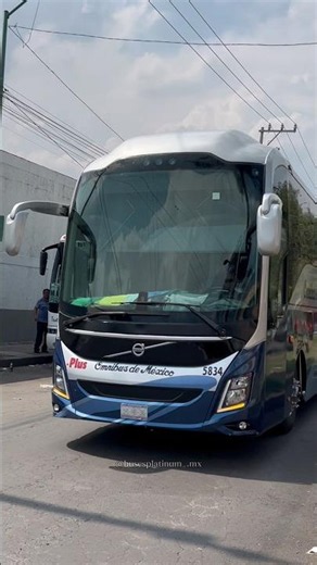 México Norte #128 / Ómnibus de México •Plus Volvo 9800 4x2, Saludos al operador de la unidad