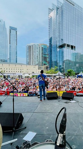 Thanks again to everyone who joined us last week at #CMAFest! We'll see you next year. The tour returns to Texas and the Midwest this weekend! Learn more and get tickets at MarkWills.com #CountryMusic #LiveMusic #OnTour