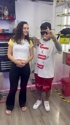 De Holanda los invitamos a plaza carmelita local interior 13 contáctame x whats 4442889297 gemelos Ink | Seguidores Gemelosink