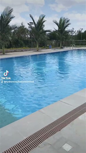 Master-Class Swimming Pool System. This is a professionally executed swimming pool system.