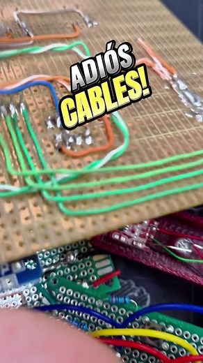 Diseñar tus propias PCBs es tan fácil como usar las #protoboard proyectos de #electrónica #profesional con #jlcpcb. 👉 PCBs de 1 a 8 capas desde solo $2. Regístrate y consigue $123 en cupones para nuevos clientes: https://jlcpcb.com/es?from=ArtificialRoot @JLCPCB España