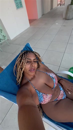 Cee's Heartfelt Connection: Embracing Feelings