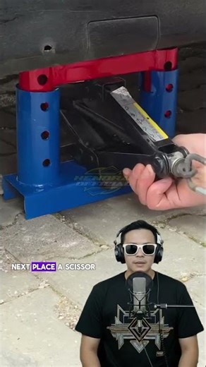 How to use a scissor jack in combination
