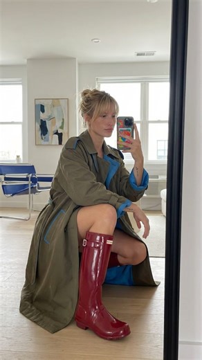 Marie planika☀️ on Instagram: "Après 30 ans c’est la fin… La fin de se taire pour ne pas déranger La fin de courir après une image impossible La fin de stresser pour chaque bouchée La fin de compter les calories comme si ton corps était un ennemi Tu ne tolères plus Les crampes déguisées en normalité Le brouillard mental du matin Les régimes qui t’épuisent plus qu’ils ne t’aident Les applis qui te disent ce que tu peux ou non manger Les cycles qui se dérèglent, les humeurs qui déraillent, et le c