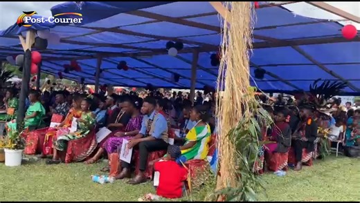 #NATIONAL: ONE of the best performing grade 12 Pioneer graduates of Ramu Valley Secondary, Salome Stanley, with her family, after her graduation on Friday, December 5, 2025. Read the full article here:👉( https://wp.me/peM2NU-2GLb ) | Post Courier