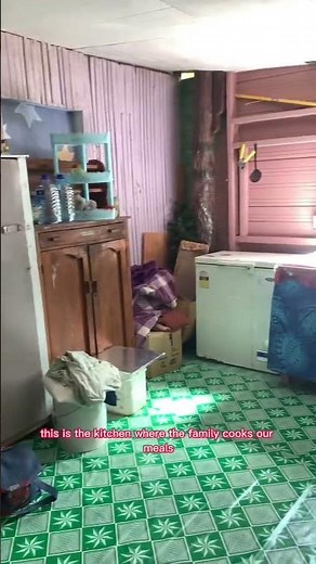 Living in a small village on an island in Fiji! 🏝