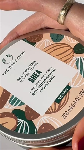 Holiday hydration goals? Achieved. ✨​ Our Shea Body Butter is the season’s must-have—rich, nourishing, and crafted to keep your skin smooth and soft with 96 hours of hydration. It’s the perfect nature-inspired treat, whether it’s a gift for someone special or a little indulgence for yourself.​ 🤎Handcrafted with CFT Shea Butter from Ghana and CFT organic Babassu Oil from Brazil 🤎Ideal for extremely dry skin​ 🤎Made with 97% ingredients of natural origin​ 🤎Certified by The Vegan Society​ 🤎Derm