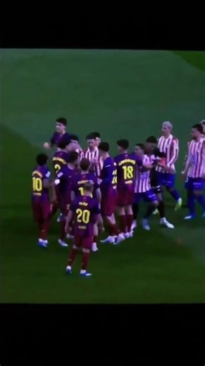 🤯BARCA vs ATLETICO Madrid CHAOS 🤯🤬 3 yellow cards😤#youtubeshorts #shortvideo #football #chaos