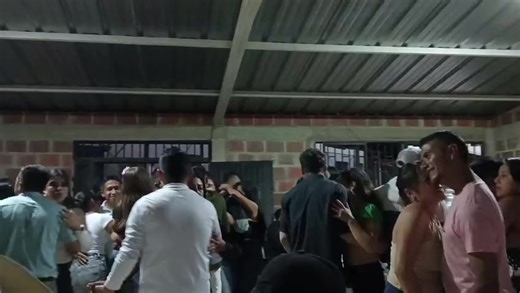 Videos de Clara Sánchez (@clarasanchez034) con “sonido original - Clara Sánchez”