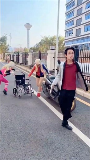 A bunch of clumsy theives #reels #explore #instagramreels #joker #funny