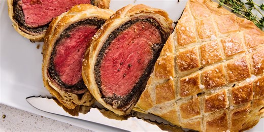 A Beef Wellington Is The Most Impressive Holiday Dish—Here's How To Perfect It