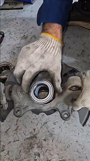 How to Replace a Front Wheel Bearing Step-by-Step #satisfying #mechanic #machine