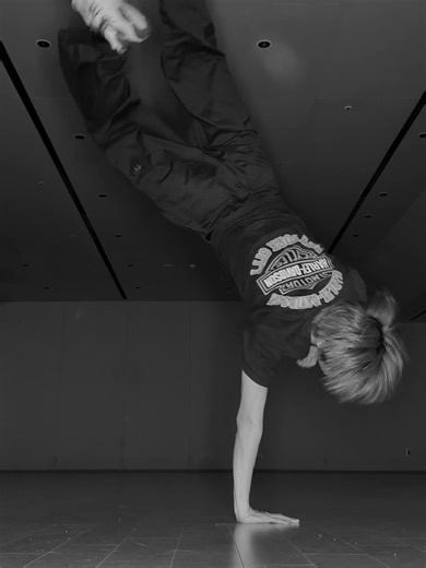 Vibes🤸 #JIHOON #KYUNGMIN #TWS #투어스 #247WithUs | Jihoon