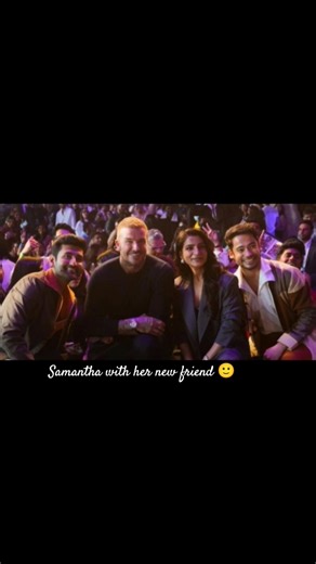 Samantha with her new friend🙂.#newphotos #samantharuthprabhu #friendship #friends.