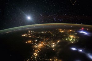 160K views · 31 reactions | Astronauts captured this rare image of a special lightning phenomenon called a “sprite.” These sprites last mere milliseconds, can travel up to 50 miles into the atmosphere and are associated with strong thunderstorms. | International Space Station | Facebook