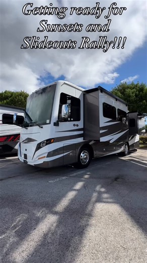We're thrilled to be gearing up for the 2025 Sunsets and Slideouts Tiffin rally hosted by @tiffinmotorhomes @bermudalakesrvresort!! This four-day extravaganza is tailored exclusively for Tiffin owners, featuring interactive technical seminars, demonstrations by Tiffin experts, Q&A sessions, social gatherings, live entertainment, themed parties, and relaxation time to connect with fellow owners!! #tiffinmotorhomes #allegroclub #allegroclubrally #tiffinrally2025 #luxurymotorhomes #bermudalakesrvre