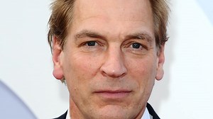Operations to find actor Julian Sands step up