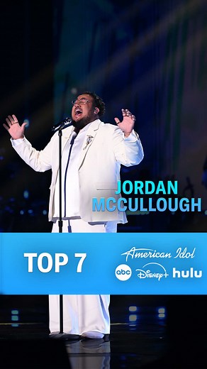 Jordan McCullough paints the stage with every incredible note! 🎨 #americanidol #disneynight 🎤: “Colors of the Wind” from Pocahontas