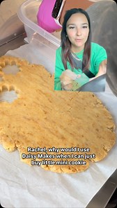 @daisymakes_innovations 🤝 math You just can’t get this part anywhere else! That’s what’s so awesome about Daisy makes, it’s such a well thought out system, it takes the guess work out for you and gives you the results you want! Questions about how it works?! Lmk! 👇 #cakepops #cakepoptutorial #cakepop #cakepopsbyrachel #cakepoptips #cakepopclass | Cakepops by Rachel