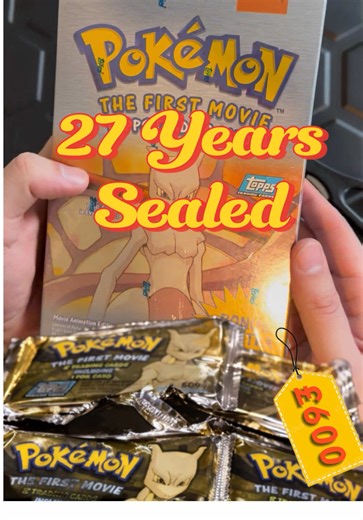 Unboxing a 27-Year-Old Topps Pokémon Movie Box