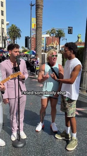 Throwing a Water Balloon At an Influencer Then Pretending to Sing in Public😭 ‪@MalibuFitMaxx‬