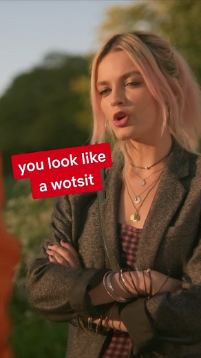 can’t believe maeve wiley invented insults #netflix