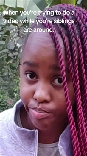 Sibling Distractions While Filming with Face Zoom