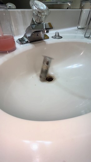 HOW TO: Pop Up Assembly Replacement #plumbing #plumber #plumbinglife #plumberlife #plumbersoftiktok #bathroom #bathroomhack #bathroomsink #sinkclean #sinkdrain #draingang #plumbingrepair #plumbingtok #diy #fyp #foryou #serviceplumber #theconservativeplumber