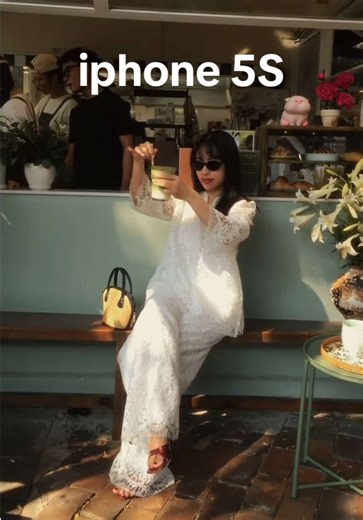 còn ai giữ iphone 5S hông hehe không hoàn hảo nhưng cũng xinhhh #learnontiktok #hoccungtiktok #shotoniphone #vlog #iphone5s