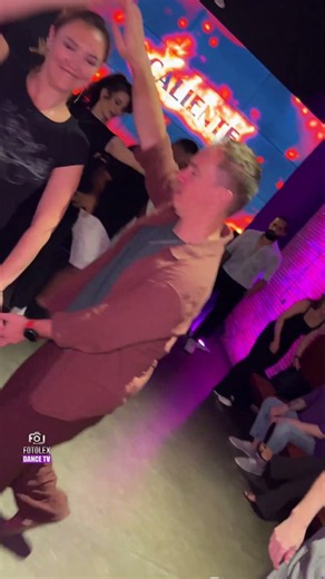 Moxy - Europe - Dance Flow 🦾 Social Dance!🥂 FOTOLEX DTV - Social