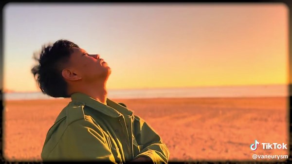 Cinematic Sunset in Kamakura with M65 Jacket