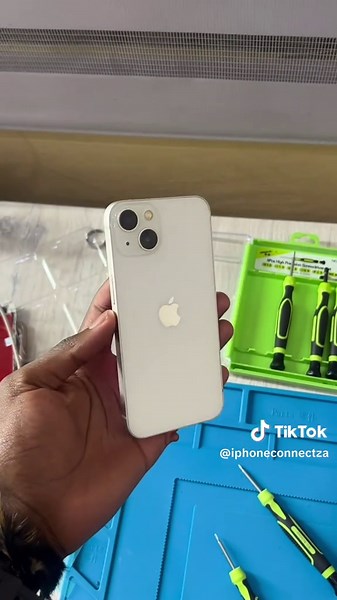 iPhone 13 Battery Replacement Guide