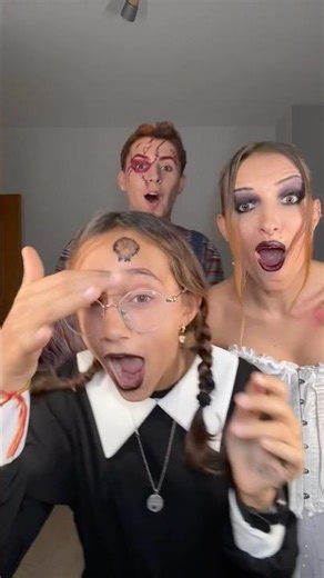 Sabéis de qué vamos disfrazados?😂