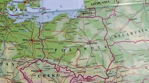 clip-3967787409-detailed-political-map-poland-showing-major-cities