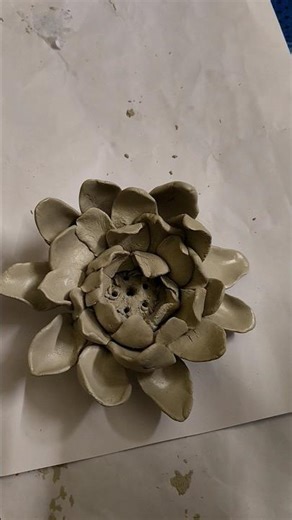 modelling flower || lotus 🪷 #short #shorts #shortvideo #clay #modeling #lotus #flower #art #viral