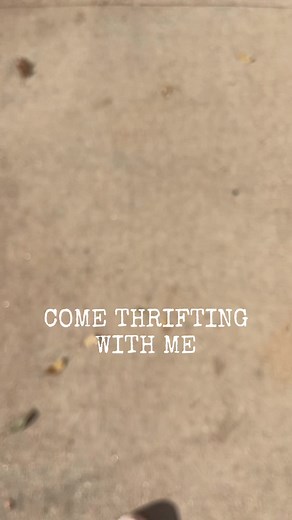 When by a thrift store,…do as the thrifters do? Lol. Either way, I love to stop by and see what’s new! •••••••••• #vintagechristmasdecor #christmasdecor #thrifteddecor #thriftfinds #thrifttok #thriftstorefinds #thrifthaul #comethriftingwithme #comethriftwithme #thriftwithme #thrifting #thriftshop #thriftstore #thriftshophaul #thriftinghaul #thriftingtok #thriftstorehaul