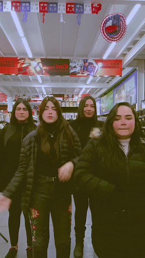 Chicas Kmt Style: Un Tributo a las Compañeras